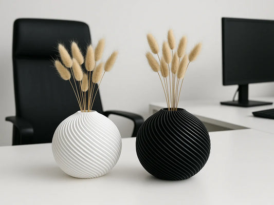 Tania Vase