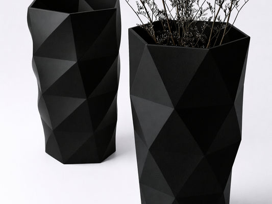 Geometric Vase Poly