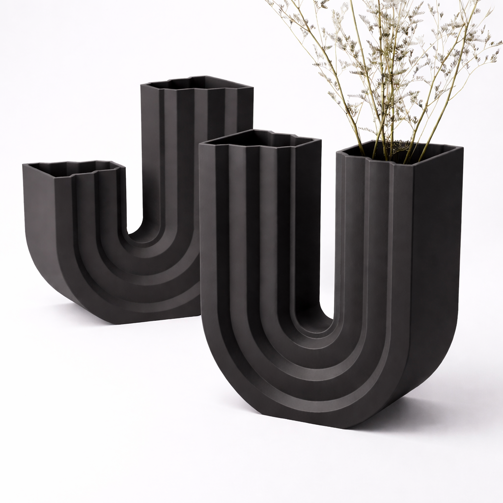 Ura Vase